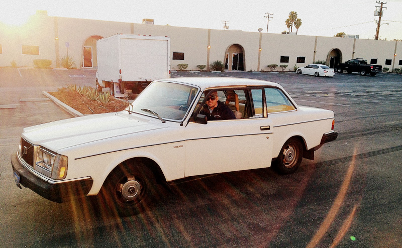 Illustration for article titled Professional Drifter Carl Rydquist Gives Us Drifting Lessons In A Stock Volvo 242